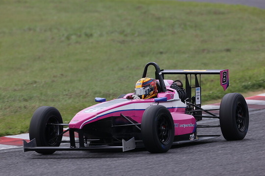 予選3位は渡会太一（FTKレヴレーシングガレージ）