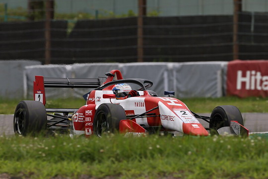 予選5位は小出峻（HFDP WITH TODA RACING）