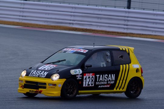 総合＆GP-2クラス優勝はTeam TANSAN（128号車・タイサン的なほいてR）