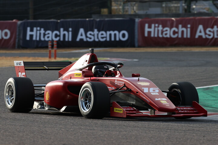 マスタークラス優勝はAKITA（AKITA Cars & Racing）