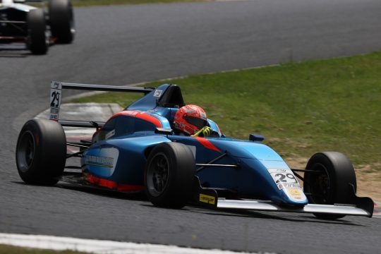 決勝2位は松本拓海（AKILAND ERS F110）