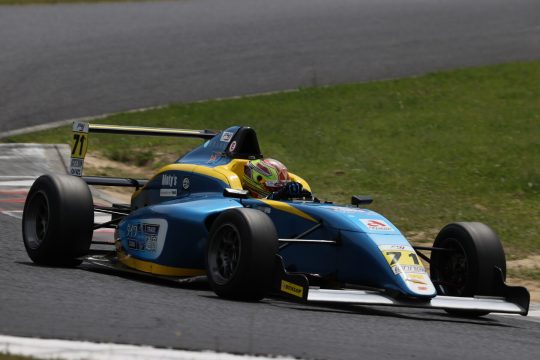 優勝は藤原優汰（AKILAND F110）