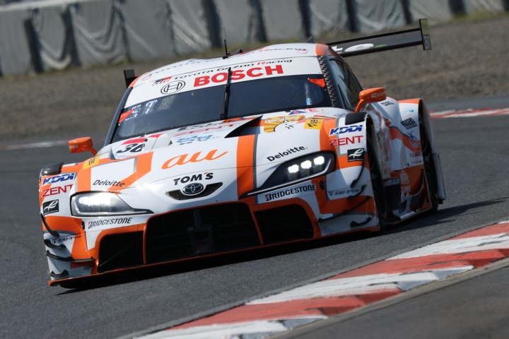 GT500クラス優勝はau TOM'S GR Supra（坪井翔／山下健太）