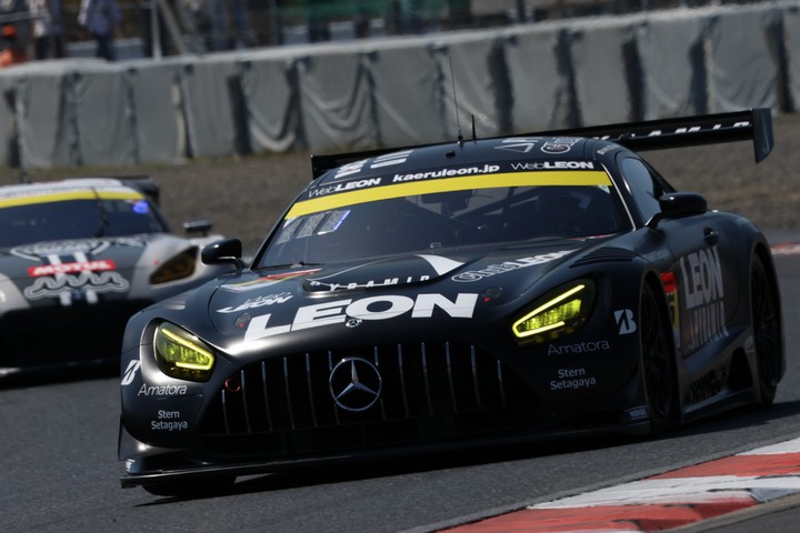 GT300クラス決勝2位はLEON PYRAMID AMG（蒲生尚弥／篠原拓朗）