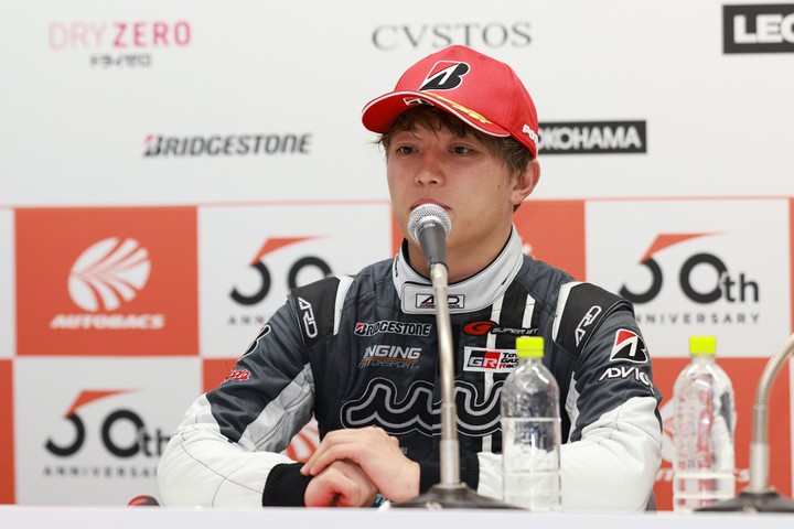 決勝記者会見：GT300クラスで優勝した堤優威（muta Racing INGING）