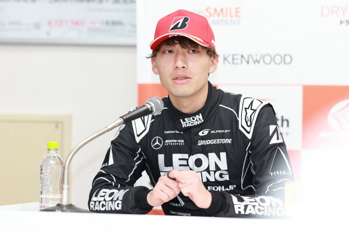 予選記者会見：GT300クラスポールポジションの篠原拓朗（K2 R&D LEON RACING）