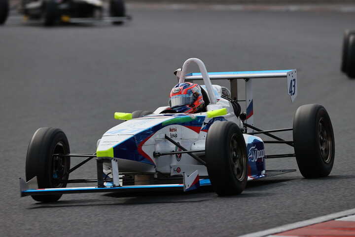 決勝2位は小田優（Drago CORSE TAKE）