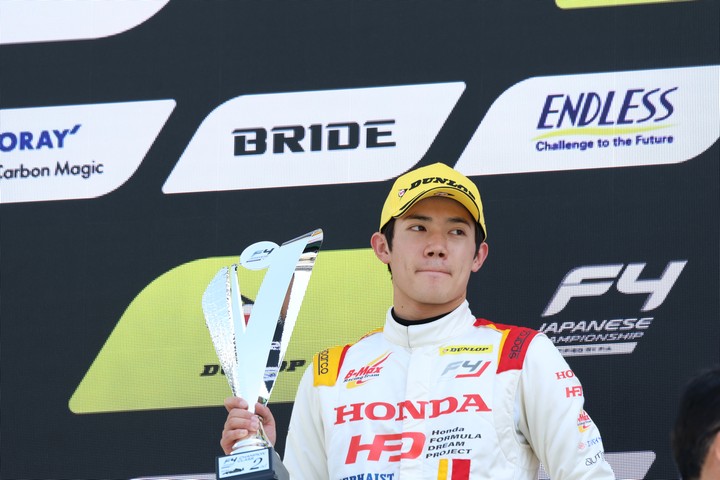 決勝2位の野村勇斗（HFDP WITH B-max Racing Team）