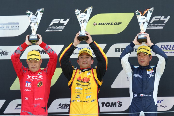 インディペンデントクラスの表彰式