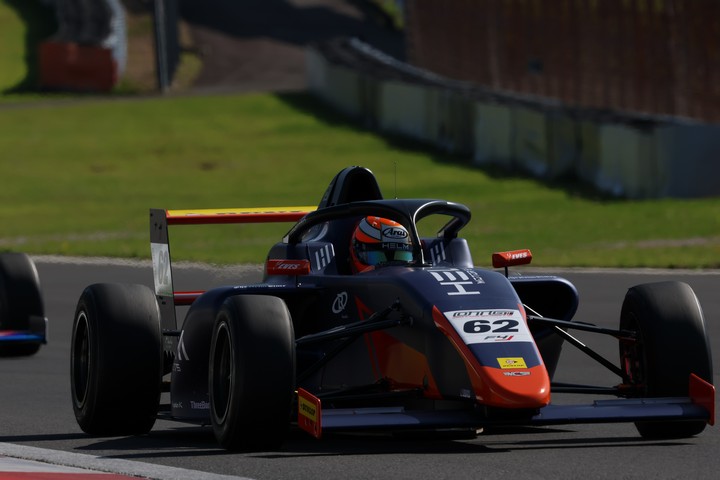 優勝は森山冬星（HELM MOTORSPORTS F4）