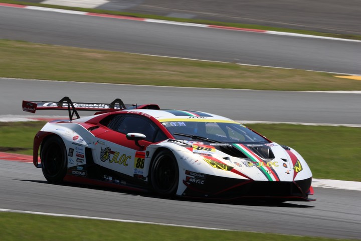 公式練習：GT300クラス2位はJLOC Lamborghini GT3（小暮卓史／元嶋佑弥）