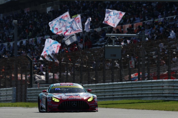 GT300クラス予選2位はグッドスマイル初音ミクAMG（谷口信輝／片岡龍也）