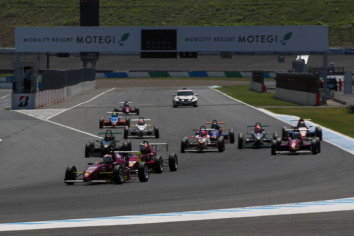 決勝のスタートシーン