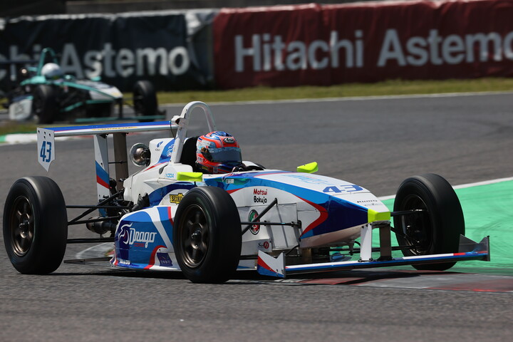 予選4位は小田優（Drago CORSE TAKE FIRST）