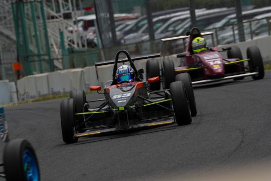 決勝2位は石井大雅（ファーストガレージ制動屋S2）