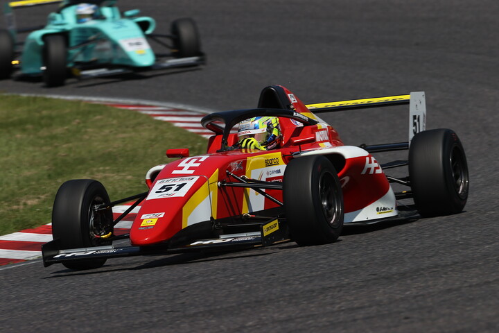 決勝2位は洞地遼⼤（HFDP with B-Max Racing）