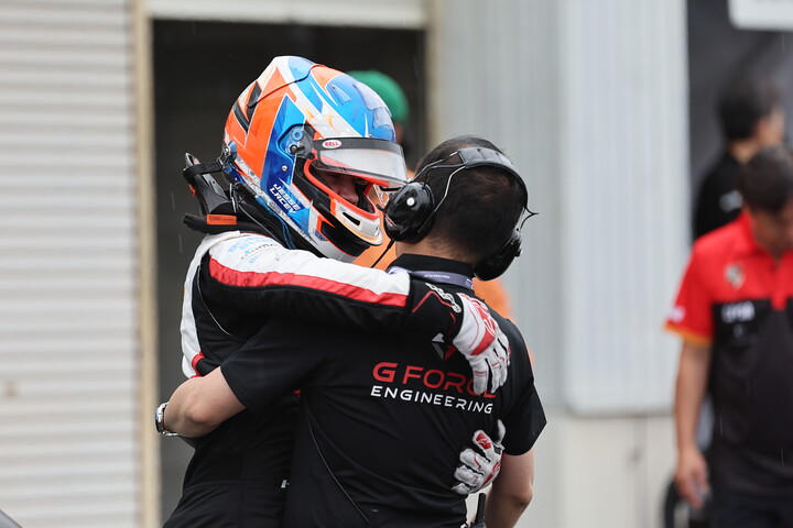 優勝したジェシー・レイシー（Bionic Jack Racing）