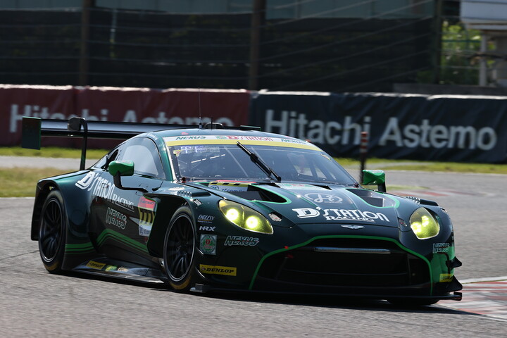 GT300クラスポールポジションはD'station Vantage GT3（藤井誠暢／マルコ・ソーレンセン／チャーリー・ファグ）