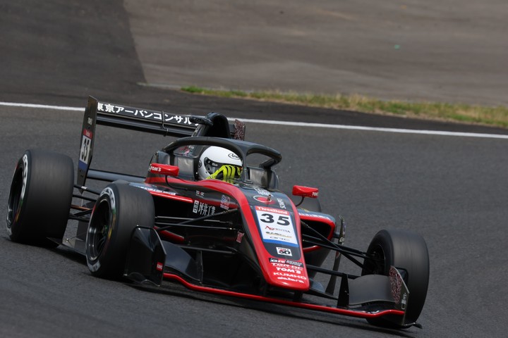 第7戦予選4位、第8戦予選2位の中村仁（モビリティ中京 TOM'S 320 TGR-DC）