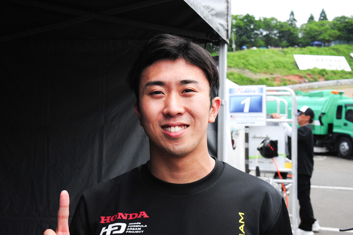 第7戦ポールポジション、第8戦予選4位の小出峻（HFDP WITH B-MAX RACING）