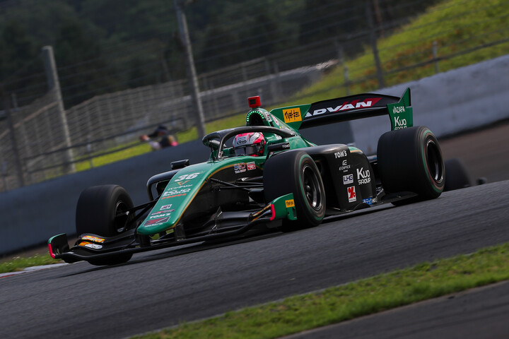 優勝は坪井翔（VANTELIN TOM'S SF23）