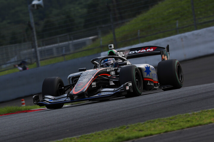 決勝2位は大湯都史樹（VERTEX CERUMO･INGING SF23）