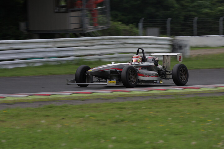 決勝2位は田中風輝（M2engineering KK-SII）