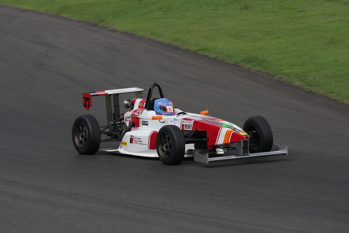 決勝6位は豊島里空斗（C.S.I Racing）