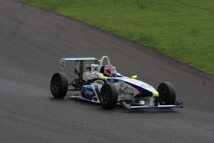 決勝3位は小田優（Drago CORSE TAKE）