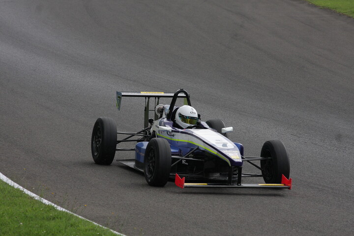 決勝2位は松井啓人（FTKレヴレーシングガレージ）