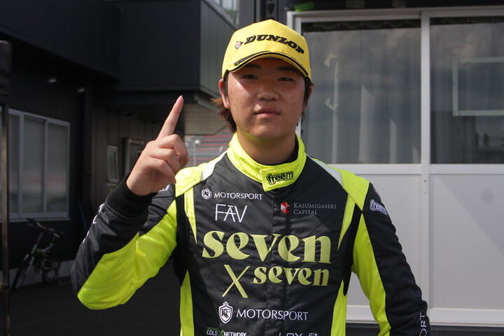 優勝した渡会太一（FTKレヴレーシングガレージ）