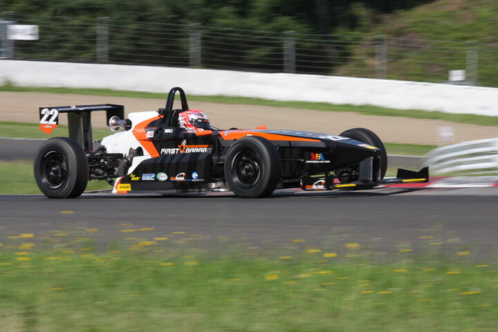 予選4位は酒井翔太（ファーストガレージKK-SII）