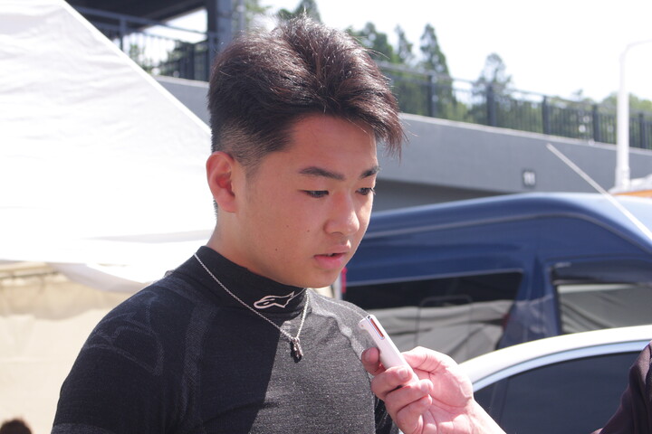 予選4位の酒井翔太（ファーストガレージKK-SII）