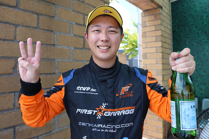 決勝3位の石井大雅（ファーストガレージ制動屋S2）