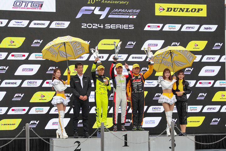 インディペンデントクラスの表彰式