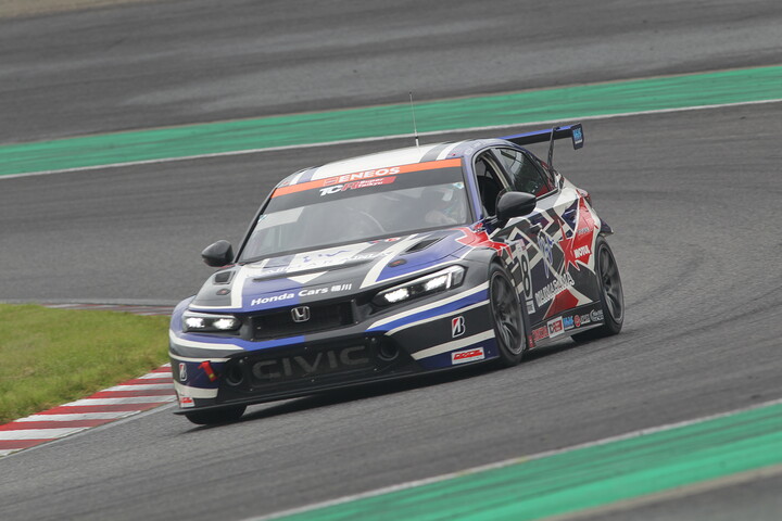 ST-TCRクラス優勝は98号車Racerホンダカーズ桶川CIVIC（KIZUNA／リジョンウ／山本聖渚）