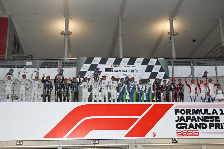 ST-Qクラスの表彰式