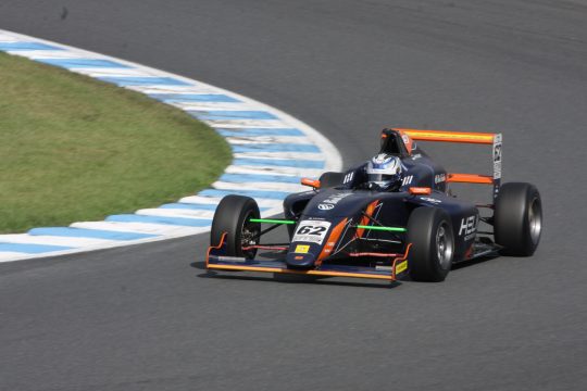 予選5位は岸風児（HELM MOTORSPORTS F110）