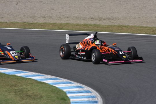 決勝4位は落合蓮音(ファーストガレージF110)