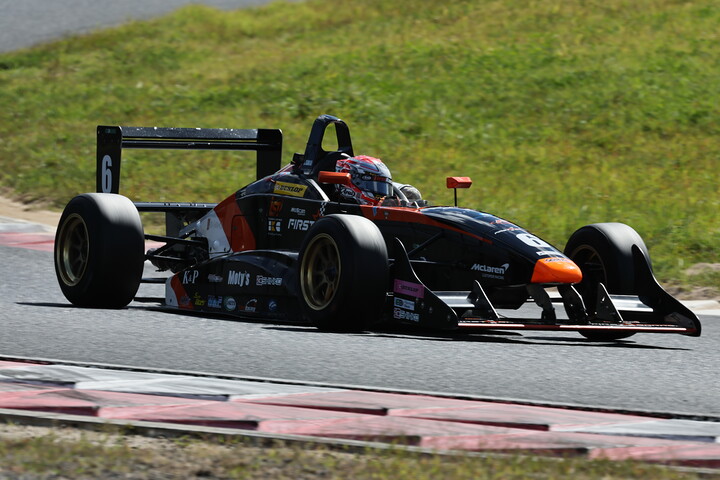 優勝は酒井翔太（ファーストガレージFG108）