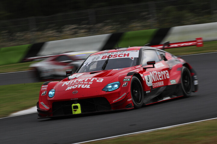 GT500クラス決勝3位はNiterra MOTUL Z（高星明誠／三宅淳詞）