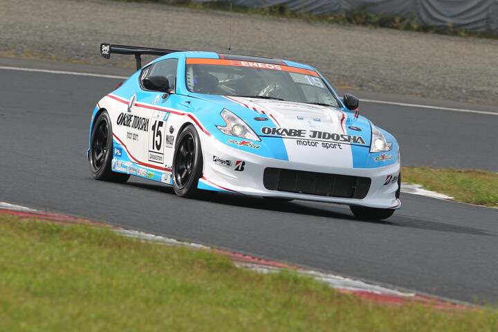 ST-3クラストップタイムは岡部自動車Z34（前嶋秀司／長島正明／銘苅翼／元嶋成弥）