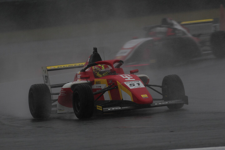 チャンピオンクラス決勝2位は洞地遼⼤（HFDP with B-Max Racing）