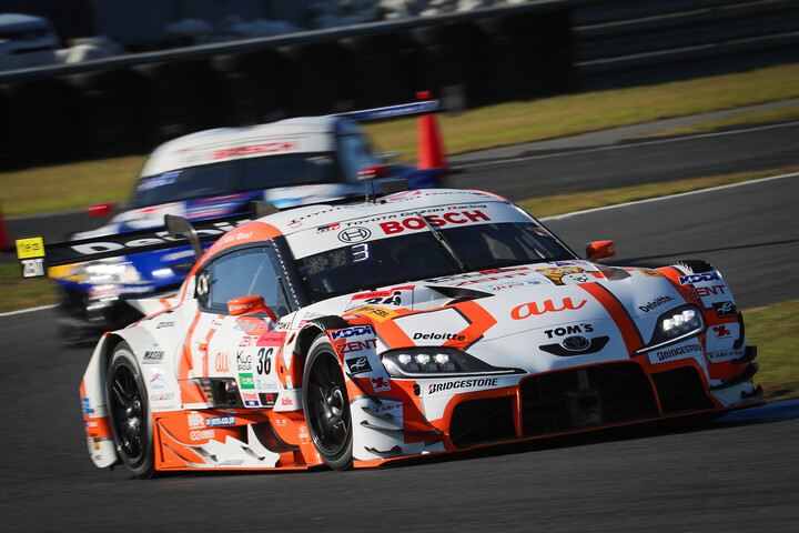 GT500クラス優勝はau TOM'S GR Supra（坪井翔／山下健太）