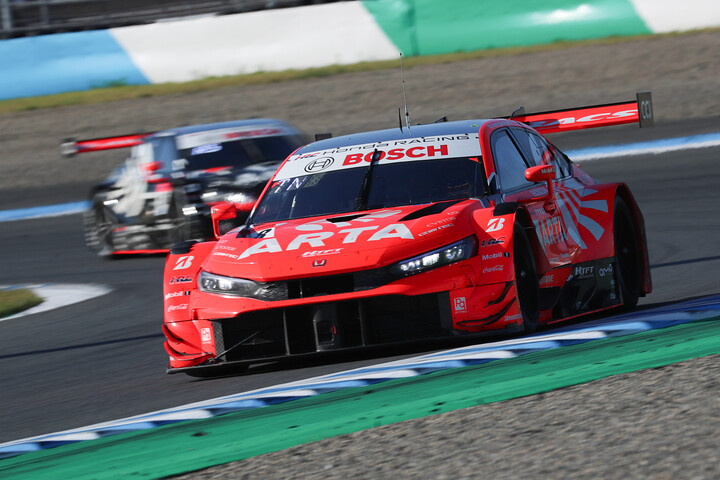 GT500クラス決勝2位はARTA MUGEN CIVIC TYPE R-GT #8（野尻智紀／松下信治）