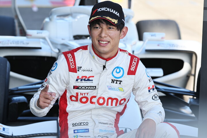 ポールポジションを獲得した太田格之進（DOCOMO TEAM DANDELION RACING）