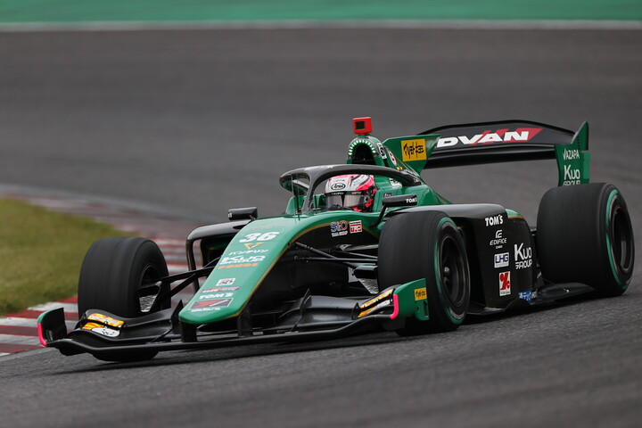 決勝2位は坪井翔（VANTELIN TOM'S SF23）