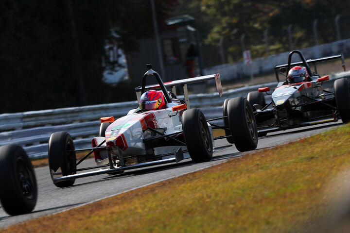 決勝6位は豊島里空斗（C.S.I Racing）