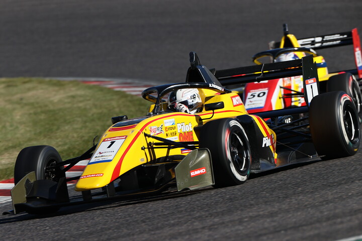 決勝5位はケイレン・フレデリック（Pilot ONE Racing with B-MAX）