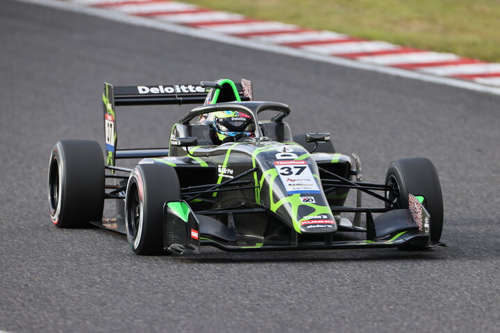 決勝3位は古谷悠河（Deloitte. HTP TOM'S 320）